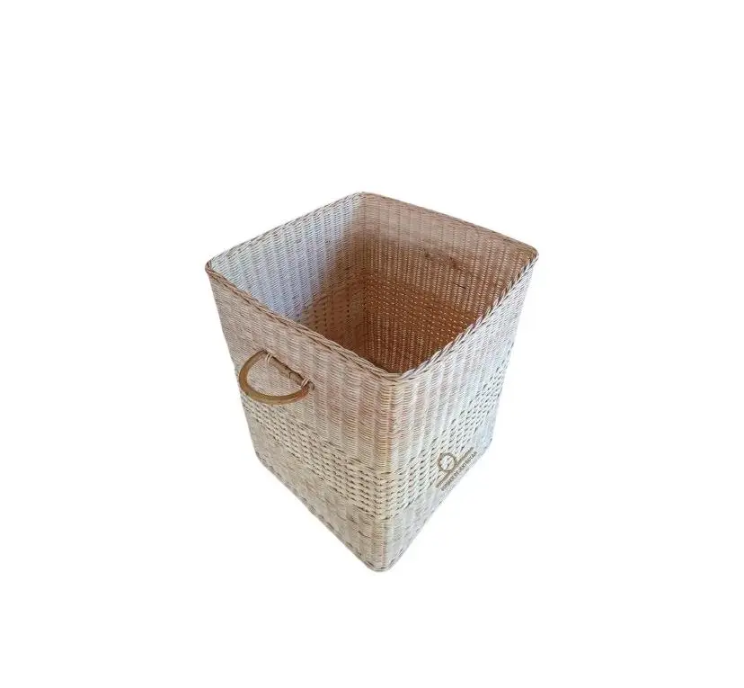 RATTAN BOX
